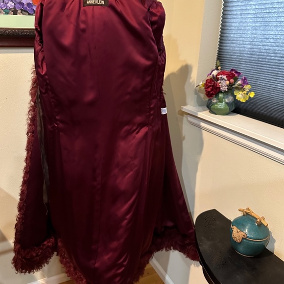 Curly Mongolian Lamb Fur & Tapestry Princess Coat by Anne Klein c.1970 - sz S- M - Picture 15 of 16